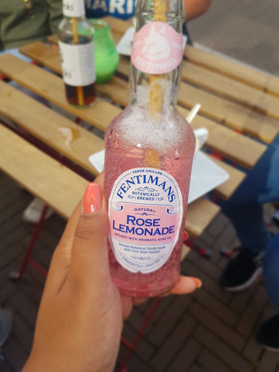 Lekkerste rozen limonade🌹😍 #roselemonade #fentimans