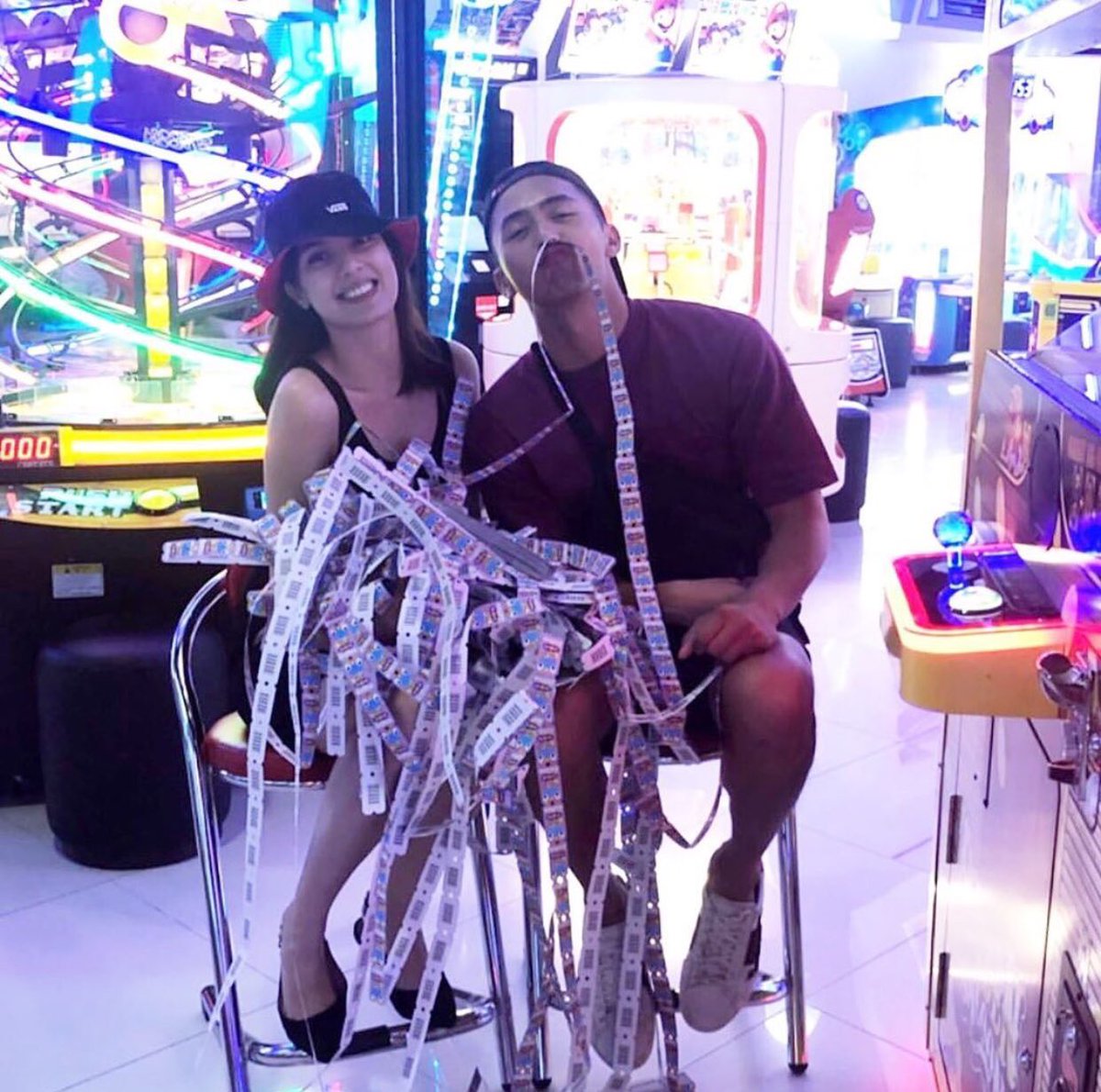 EnzoChell's tweet photo. pareho silang mahilig sa mga games @MichelleVito @Enzo_Pineda 
MichEnzo SimulaHanggangDulo https://t.co/KZpKuLlA78