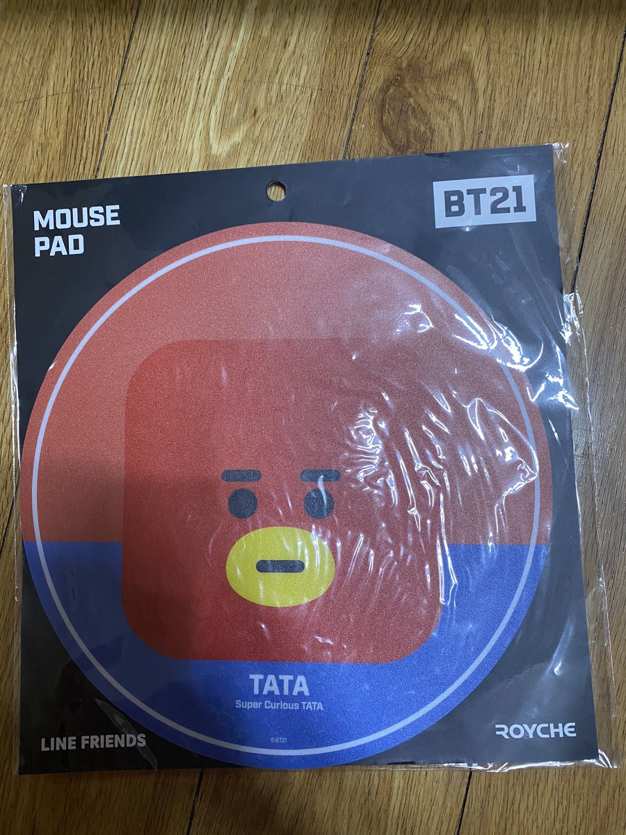 TH_BEST_OF_ME's tweet photo. 액자랑 타타 양도해요
#뷔액자 #방탄소년단액자 #타타양도 #bt21양도 https://t.co/CjVdmJyjdl
