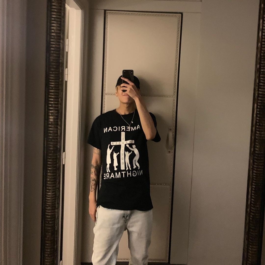 woi gua mau greeting ni, buat member @.OFCVAMOS yang udah keverif. ni keinti aja dah, gua sargas, sagara gasendra, orang ganteng. dah gitu aja