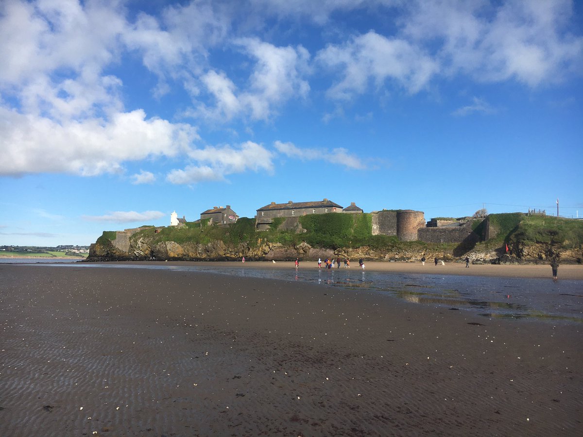 cbbarlow's tweet image. Morning beach walk to Duncannon Fort. #staycation #MakeABreakForIt #wexford