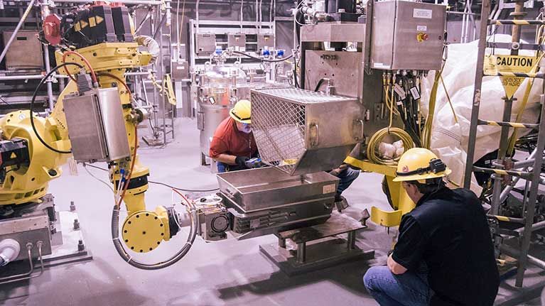 With robotics on the rise in developed countries, what are the implications for workers in developing countries? buff.ly/3lnK21s