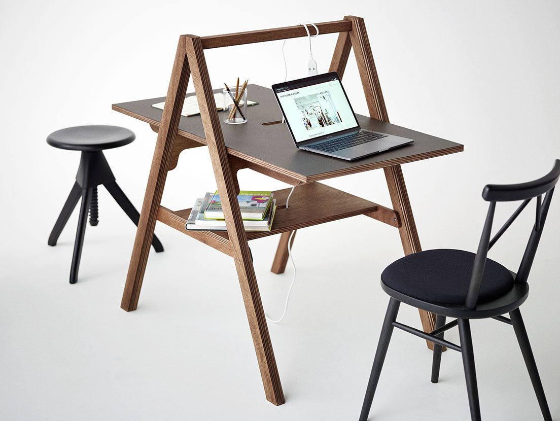 CasaBRUTUS's tweet image. 「家が仕事できる環境にない」と悩む人に。家具デザイナー藤森泰司がコロナ禍をきっかけに立ち上げた〈WFH（WORK FROM HOME）〉プロジェクトを紹介します。
⇒ ow.ly/mKuZ30r6Xa2