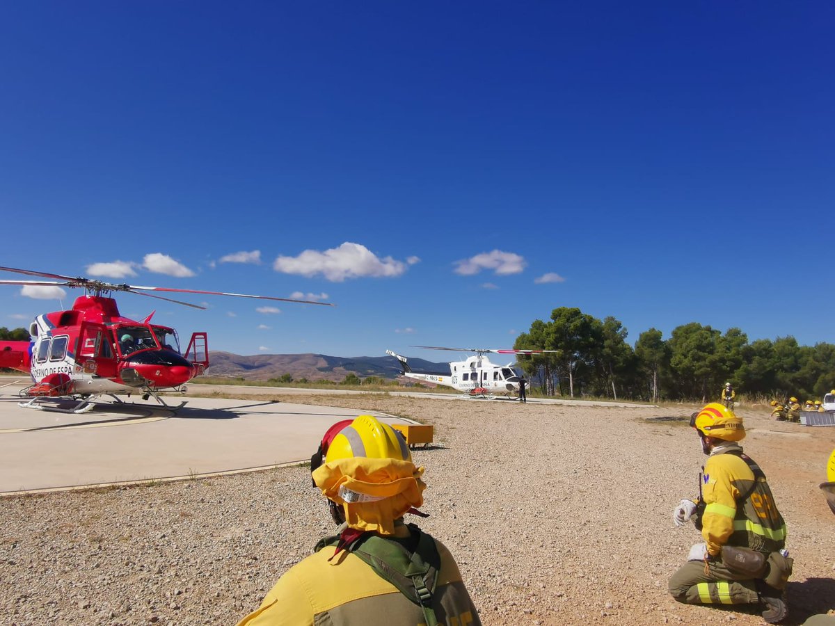 AT_Brif's tweet photo. 12:00 📸 #IFMula #Murcia 
@BrifDaroca Ya se encuentra en vuelo para el #IIFF
Mucha suerte compañeros!!!

Somos #BRIF de @mitecogob https://t.co/0Xj1TxuNWk