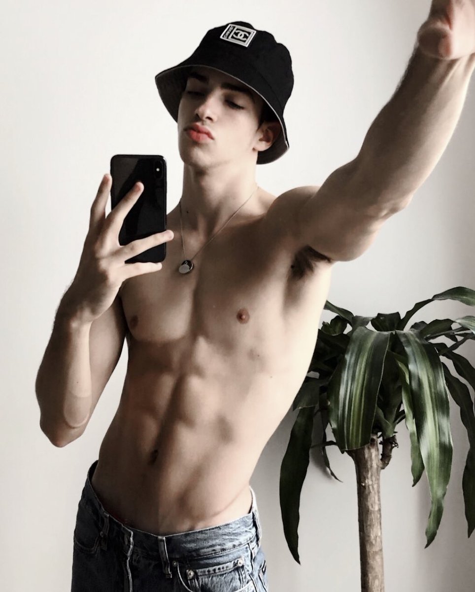 𝗜𝗡𝗦𝗧𝗔𝗚𝗥𝗔𝗠 𝗣𝗢𝗦𝗧📸
⎯⎯⎯⎯⎯ ﹝@/princenz0 ﹞
⎯⎯⎯「 𝘩𝑎𝑐𝑒 𝟤 𝑚𝑖𝑛 」

‐ ❝  #SᴇᴅᴜᴄᴛɪᴠᴇSᴜɴᴅᴀʏ  ❞