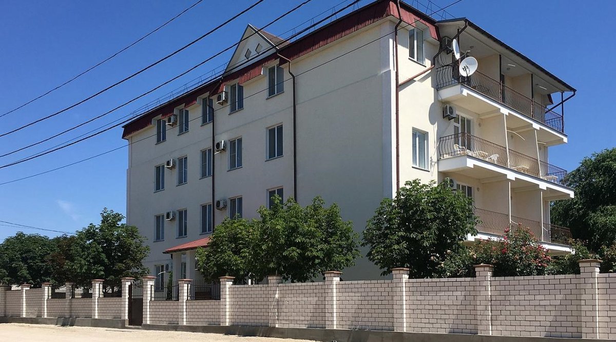 Самара, береговая улица, 30. Прибрежное село, набережная ул. Отель солнечный прибрежное. Гостиница трудовая самара. Набережная.