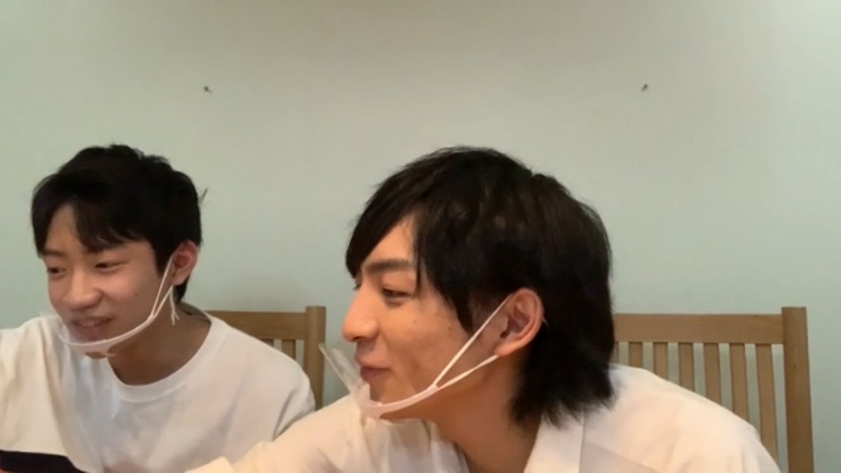 ちゅみお 長瀬くんが川崎家に行ったらなんか兄弟でイチャイチャしてて みたいな話してたけど確かにしてるね 川﨑星輝 川﨑皇輝 土曜日10分ラジオyeah T Co Rrpoxv5qxv Islandtv J Islandtvより T Co Hngygxkeps