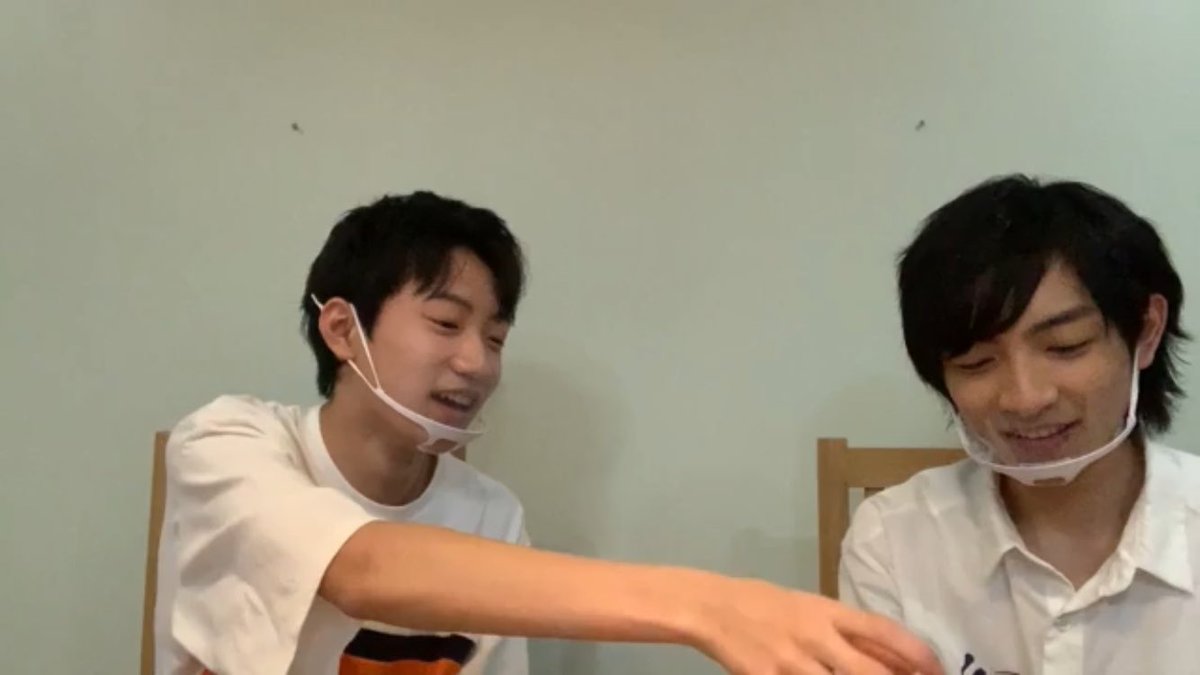 ちゅみお 長瀬くんが川崎家に行ったらなんか兄弟でイチャイチャしてて みたいな話してたけど確かにしてるね 川﨑星輝 川﨑皇輝 土曜日10分ラジオyeah T Co Rrpoxv5qxv Islandtv J Islandtvより T Co Hngygxkeps