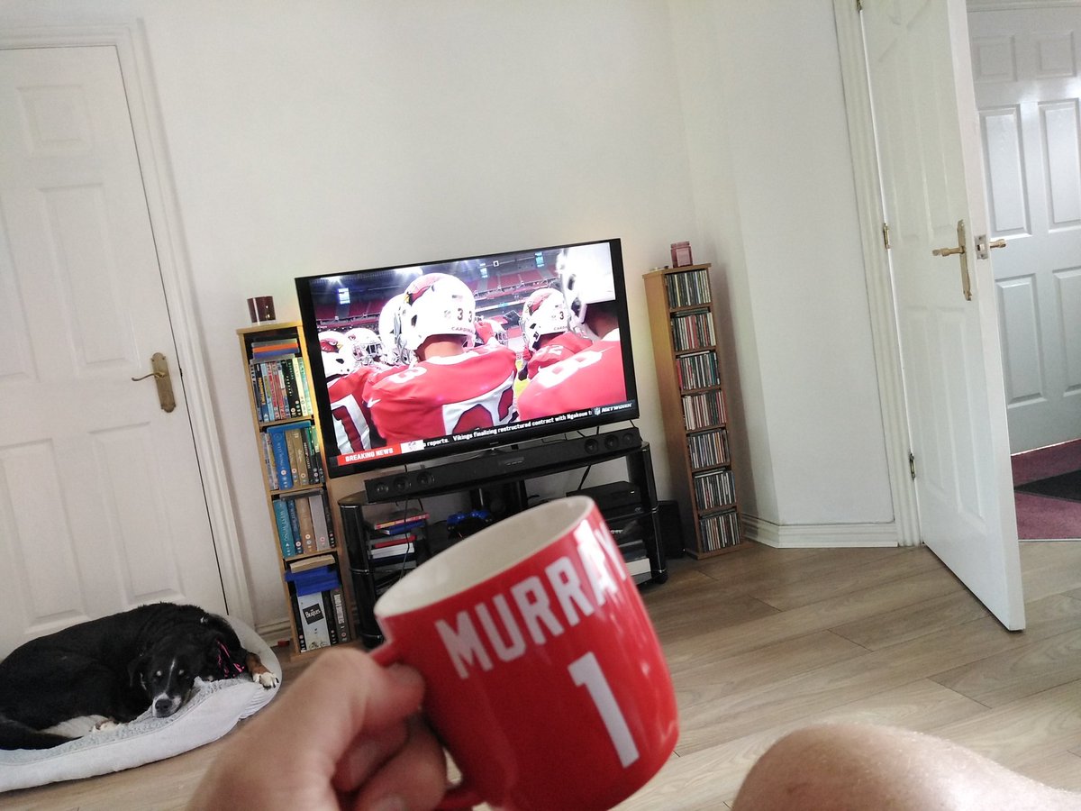 CardinalKilted's tweet photo. Our chance in the UK to catch the #RedWhitePractice enjoying getting caught up in the @wolf987FM hype! 🏈 #redsea https://t.co/0hyYzgnJo6
