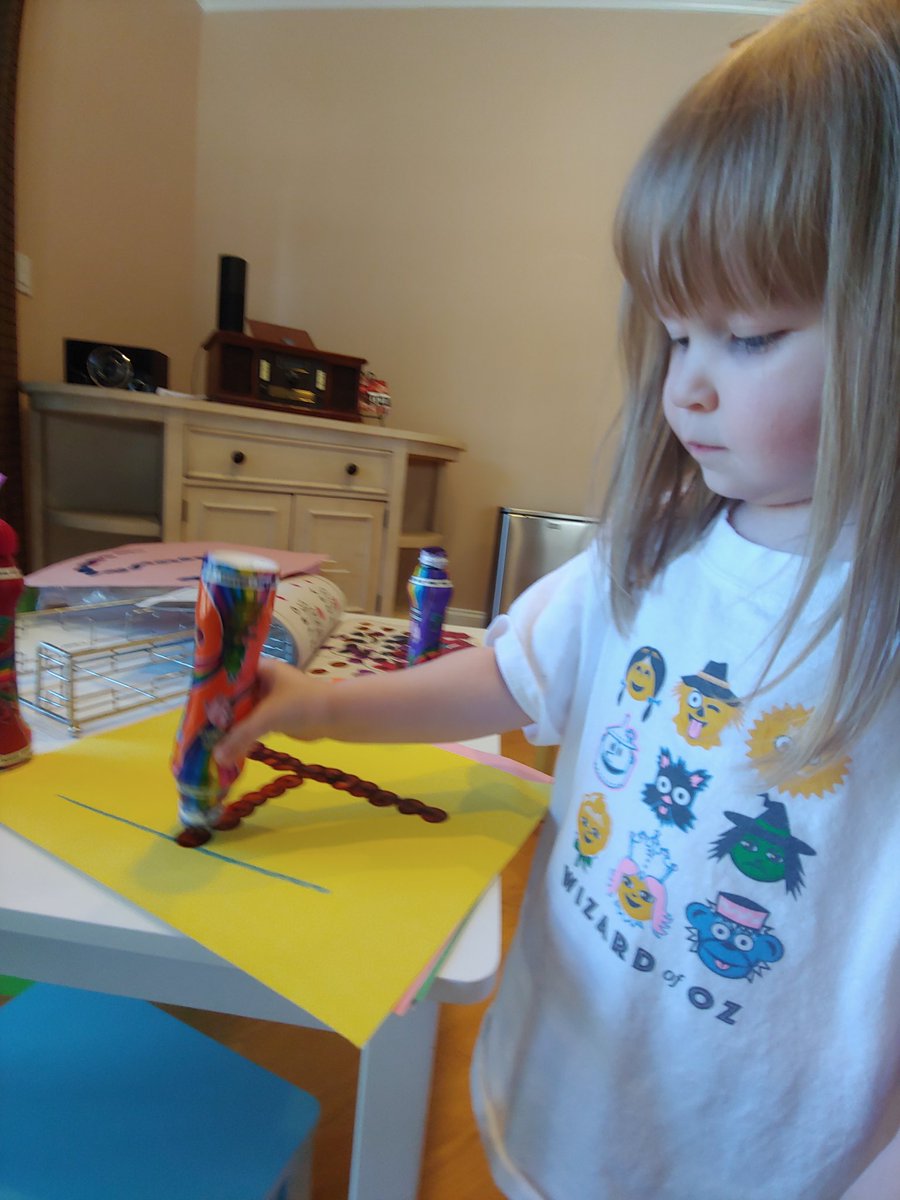 Heather Hellstrom tweet media