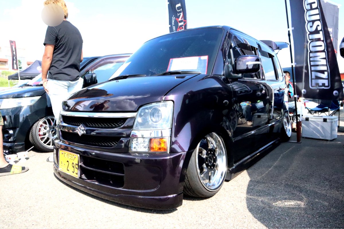 puyo__25's tweet photo. 低すぎてイカつい🔥🔥🔥
お車初めて拝見させて頂きました❗
お疲れ様でした😊✨✨✨ https://t.co/cQrbXQmRQ4