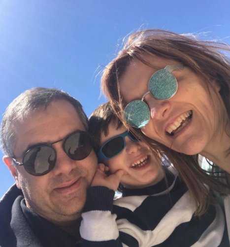 vspanakis's tweet photo. Χρόνια πολλά και ευτυχισμένα μονάκριβέ μας Αλέξανδρε. Να είναι η ζωή σου γεμάτη με αγάπη και φως.
#Spanakis https://t.co/B2FUNFuwav