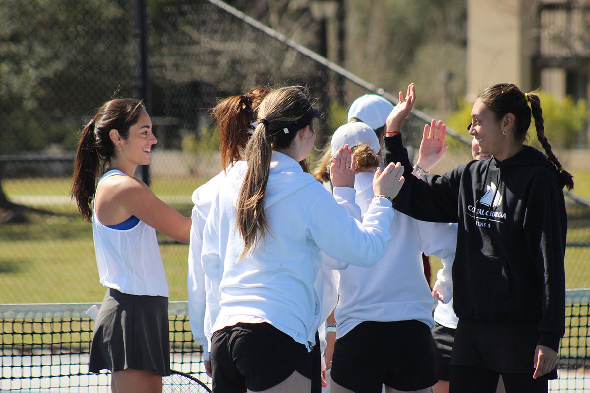 ccgaathletics's tweet photo. It's Another #SmileSunday
The Mariner Women's Tennis team grins and high fives after securing the doubles line of their home match last spring!
#HailTheSail #HappyMariners https://t.co/IUcOBzWXct