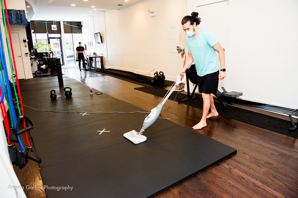 LakeviewRoscoe's tweet photo. Local Business Spotlight: @SpindleFIT

Meet Jeff Shapiro, owner of Spindle Fitness. Learn more about some of his favorite moments running his business and his favorite spots in Lakeview in our interview with him here: https://t.co/lySXDEipJ8
📸: @PhotosByGarbot https://t.co/AbKJCbIIfg