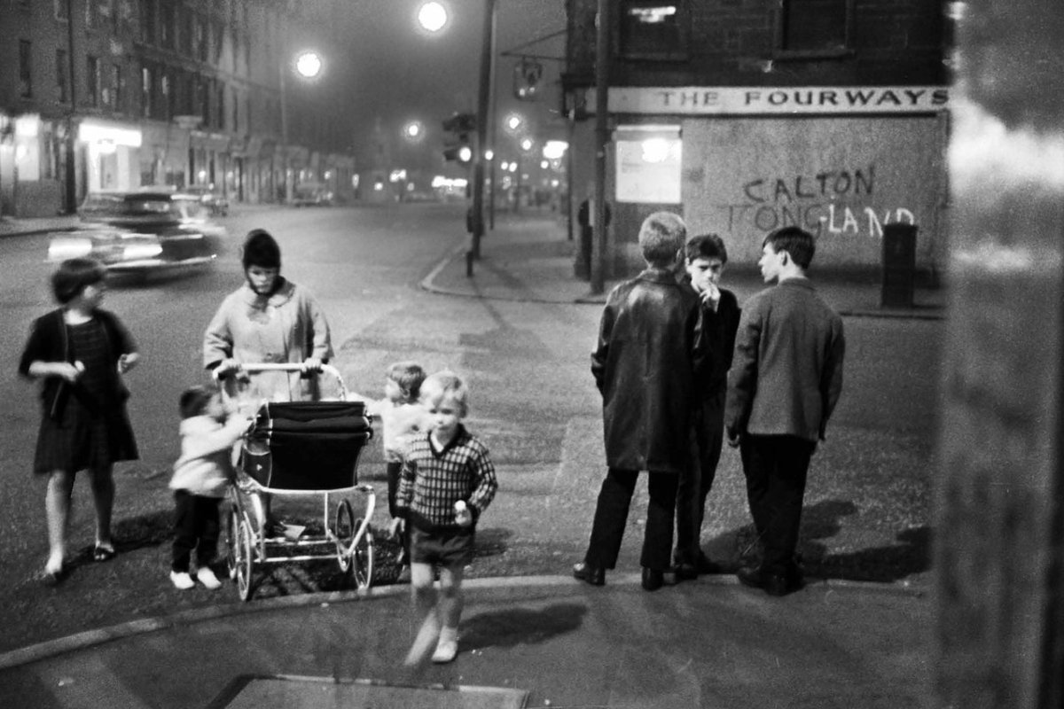 YourWullie's tweet photo. Saddened to hear of the passing of the wonderful Jurgen Schadeberg.
.
What an incredible archive he's left us, including those from when he visited Glasgow in 1968.
Rest in pictures, Jurgen. 📸❤ https://t.co/vtMloVLT7w