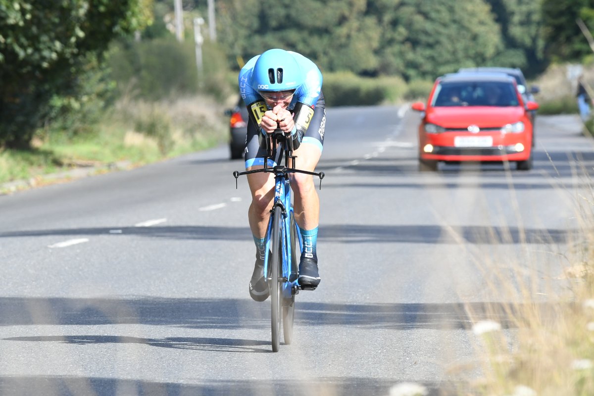 Result: CTT 10m TT Championship (Men)

Dan Bigham of @RibbleWeldtite was fastest ahead of Chris Fennell and Bigham's teammate Simon Wilson (1st Vet) in the <a href="/merlincycles/">Merlin Cycles Ltd</a> sponsored CTT 10 mile time trial championship on Sunday at Newbury. 
velouk.net/2020/08/30/res…