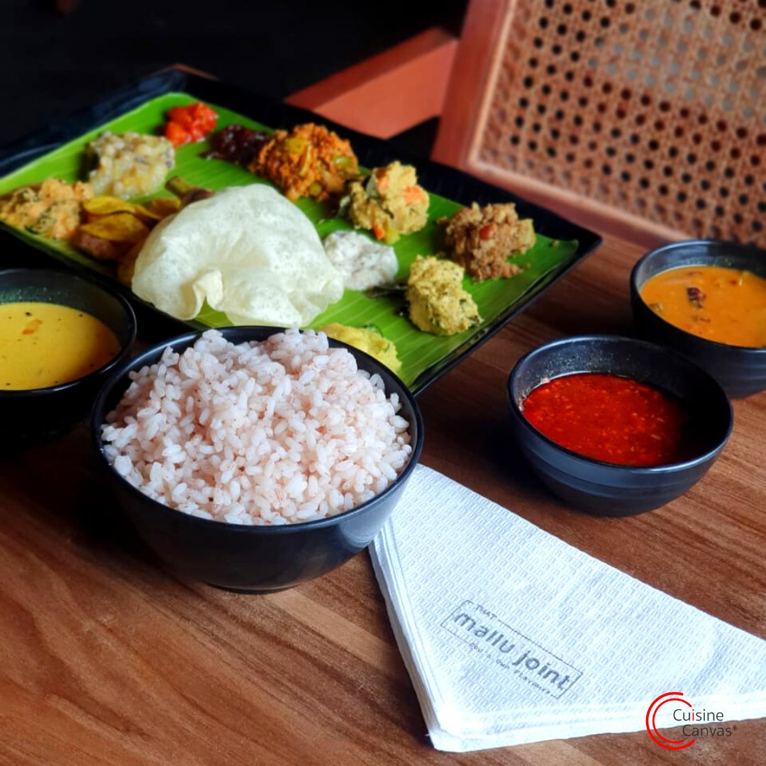 cuisinecanvas's tweet photo. Happy Onam! Enjoy a box full of authentic Onam sadya in the comfort and safety of your home. Indulge in the best of Malabari food only at @thatmallujoint !!

#onam #happyonam #tmj #thatmallujoint #bananaleaffood #malabarfood #keralafood #cuisinecanvas https://t.co/fJef4DdGkP