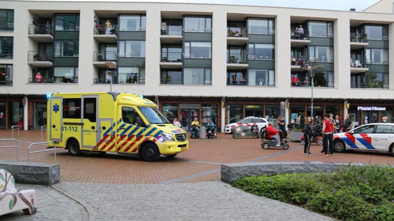 Gewonde bij steekpartij Winschoten; politie op zoek naar daders..