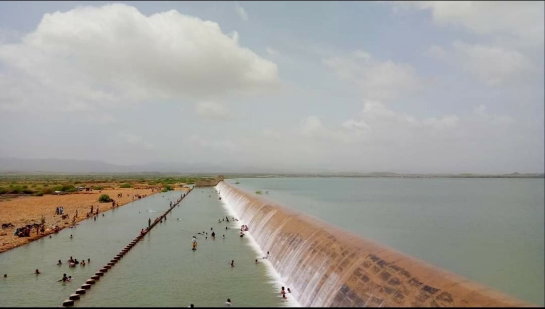 BeautyOfPaki's tweet image. A spectacular view of the spillway after many years at Hub Dam