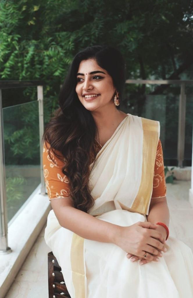 ItsVersatileOff's tweet photo. Dazzling Beauty #Majimamohan in Onam Attire 😎✌💥

#Rapidhuntfans 😍🔥🤩 https://t.co/jVGzywFge0