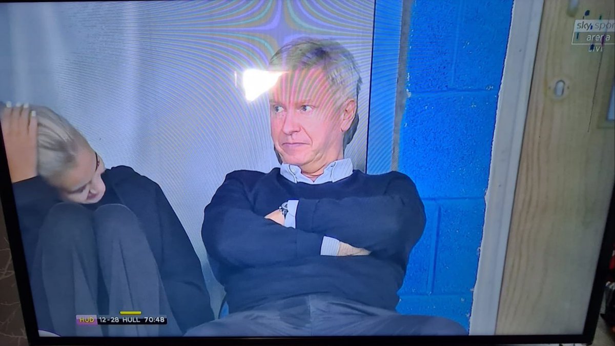 thisismrclark's tweet image. Looks like the excitement of @hullfcofficial winning is too much for @adampearsonhfc #tenamen #weakbladder #superleague