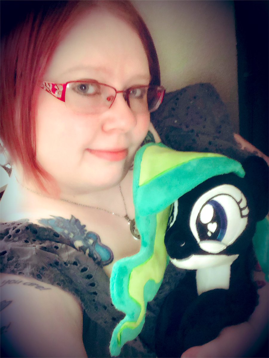 rubiowolf's tweet photo. Thanks for all the amazing birthday wishes & compliments on my @Marina_EFNW #plushie 😊 I had a good day having lunch with friends & dinner with @takushira86 & @AlinaRoseKeeler. Also got my @buildabear Vaporeon & some unicorn party #MLP figures from @Target #brony #mlpfim #im33 https://t.co/bumpvuvpb5