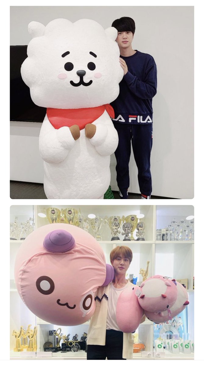 btstranslation7's tweet photo. weverse 20200830 @bts_twt

[when i’m with] my kid
[vs when i’m with] your kid

🐨: ooh :) 😇 as the [proverb goes], even the hedgehog finds their babies cute :) i respect that ! https://t.co/5SKEYCi9xf