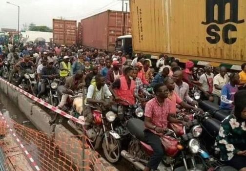 BigDaddyCee7's tweet photo. #OkadaRiders4Jdm 
Npp Tell Us Why we Shld Vote Again  For U n Stop Criticising Okada Legalisation.Our Law Says Dat Okada Is illegal But Okada Has Become A Means Of Sustenance For Young Ppl Who Are Unemployed,So Now Okada Has Come To Stay n Jdm Will Regulate n Legalise It In 2021 https://t.co/ExyQtY90GP