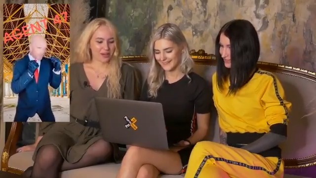 New YouTube video is out!  Watching @JohnnySins TikToks with @keokistar and @bellamurrr &hearts;️  https://t<a class="tags" href="/tag/johnnysins">@johnnysins</a><a href="/tag/musereport"class="tags"><span>#musereport</span></a>