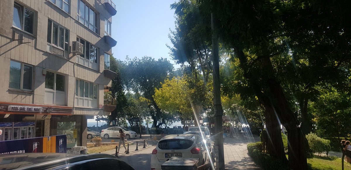 dbrnkcdrf's tweet photo. @kadikoybelediye Moda Cocuk Parkının tam karşısına Moda'nın bilmem kaçıncı Tekel bayisinin açılmasına izin vermek hangi zihniyetin eseridir? Gelir yaratmakta her şey mübahtır olabilir mi?? https://t.co/HUycFM0N0F