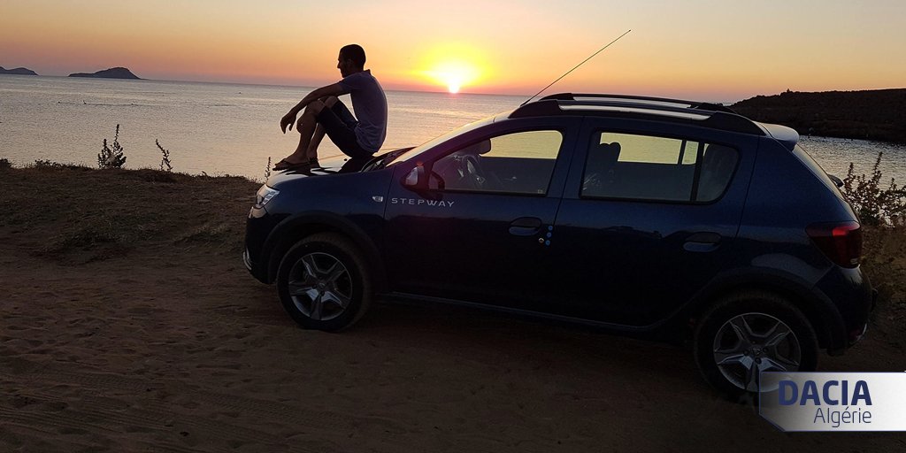 DaciaAlgerie's tweet photo. Ne laissez plus aucun coucher de soleil vous échapper 😍☀

#dacia #daciaalgerie #sandero #cars #dacialovers #fanspic #sunset https://t.co/MqXN1mRdQH