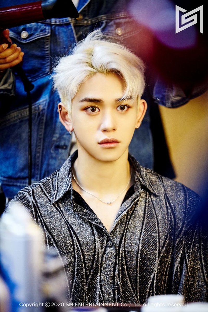 WayVLand_TH's tweet photo. [SuperM SUPPORTERS - Lysn update 2020.08.30]

💚LUCAS from WayV

📷 SuperM - Beyond LIVE : behide cut
▶️ https://t.co/Z9cLgOiYF2

#WayV #SuperM_BeyondLIVE 
#Beyond_The_Future
#黃旭熙 #ลูคัส #LUCAS #루카스 #ルーカス #WayV #WeiShenV #威神V https://t.co/J9sX4j0yJY