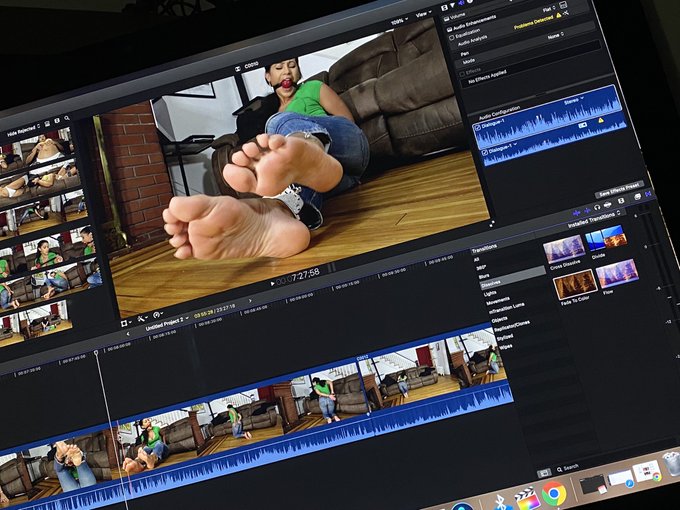 Early Morning Edits! BareFoot bondage Fans where you at?look at those soles. Wrinkled and thick 🤤🤤🤤 https://t<a href="/tag/clip"class="tags"><span>#clip</span></a><a href="/tag/spanking"class="tags"><span>#spanking</span></a>