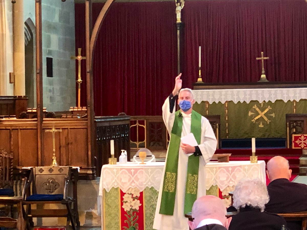 MarkUmpl's tweet photo. It was lovely to be at St Andrew’s Church in #Batley for the first time for five months this morning for worship as we continue reopening our four church buildings #UBOB @RevMartinNaylor @LeedsCofE https://t.co/gzCg6zsyZ0