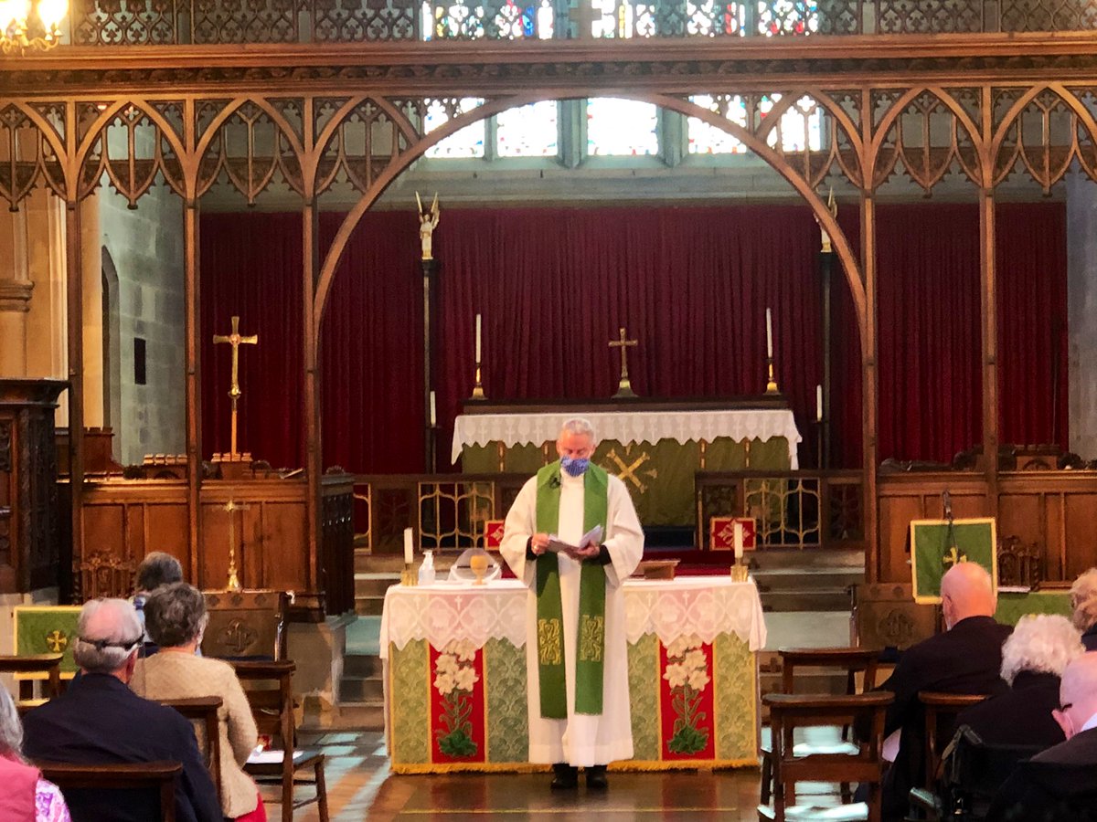 MarkUmpl's tweet photo. It was lovely to be at St Andrew’s Church in #Batley for the first time for five months this morning for worship as we continue reopening our four church buildings #UBOB @RevMartinNaylor @LeedsCofE https://t.co/gzCg6zsyZ0