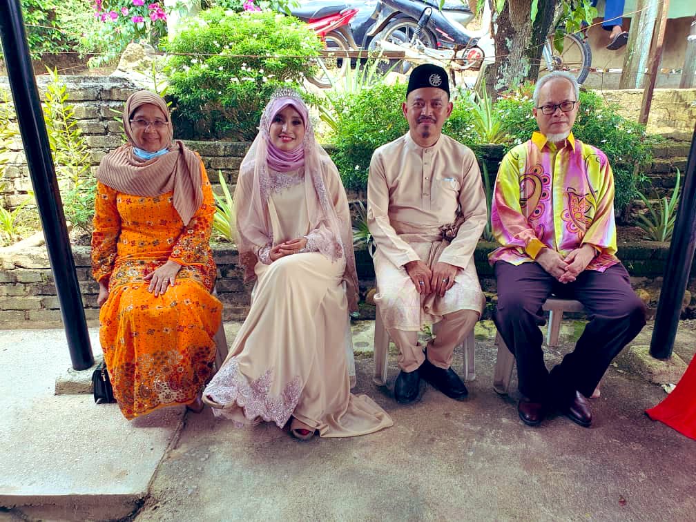 Menghadiri Walimatul Urus di Gua Musang