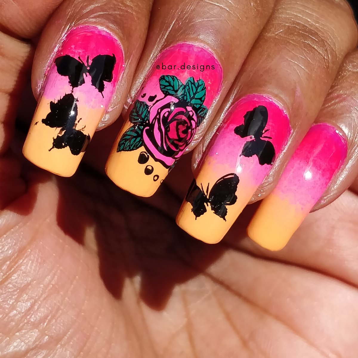 barathi_m's tweet photo. #Summer is quickly exiting. No more sitting outside and watching the sunset, flowers &amp; beautiful butterfly 🦋🦋
✨ Products ✨
UNT Global
Peely Base
@sechenails
Seche Vite
@nailartsupplier
#3
@PUEENCOSMETICS
Nature Lover 02
Kozmic Colours: purple, pink, light pink, peach, green https://t.co/RV0tyYXxLy