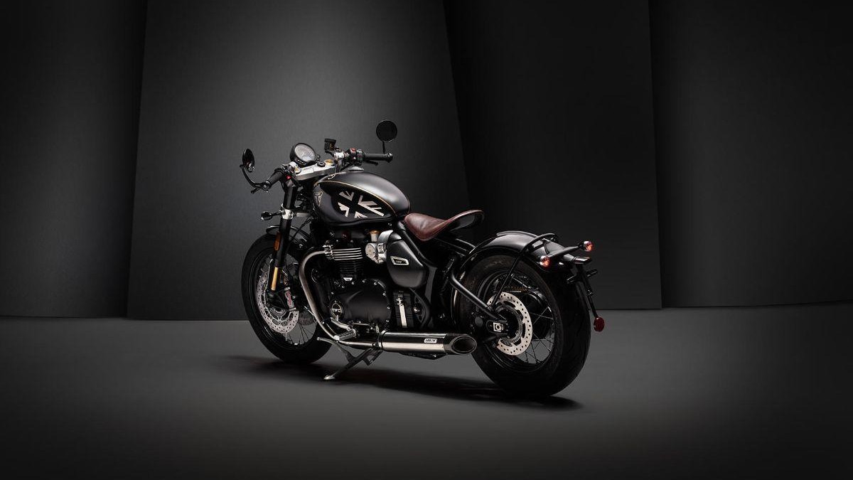 UKTriumph's tweet photo. The #BobberTFC is a numbered edition bike that will never be repeated - https://t.co/zkdPCJXiWq
#TriumphFactoryCustom #TFC https://t.co/imYHMhjoSX