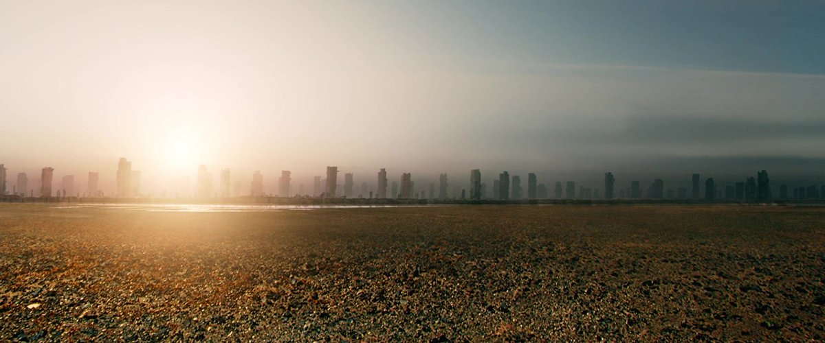 ESPER995's tweet image. Dredd (2012)
Cinematographer : Anthony Dod Mantle