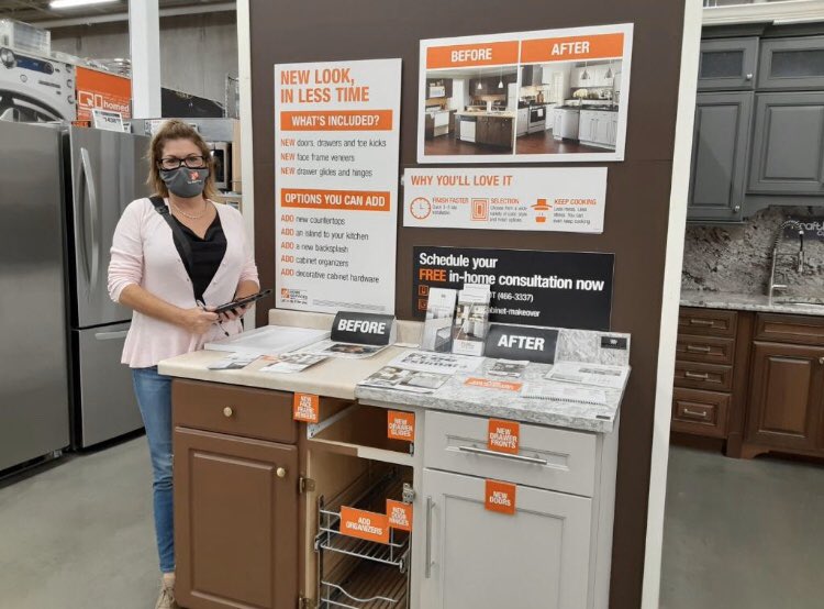 THD_Seabrook's tweet photo. Our SPA LeeAnn. Hard at work. #homedepot3404 @HDISinNH @NicoletteH17 https://t.co/S8yLryA4MR