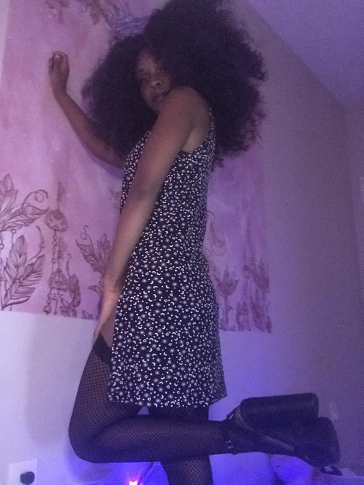 I have fun by myself https://t.co/idozve6zMb