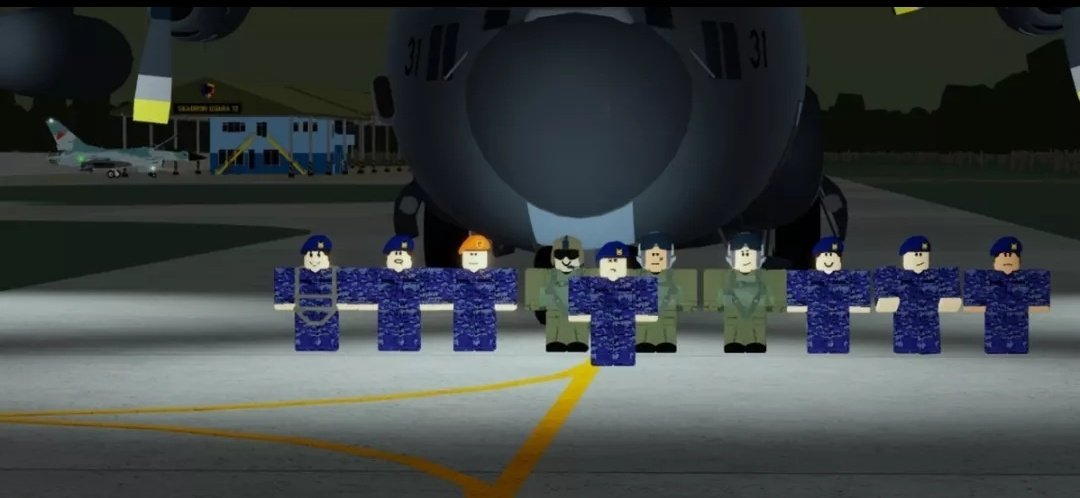 IAF_AURBLX's tweet photo. Paradrop Training 8/27/20 https://t.co/3wXlhwGQTb