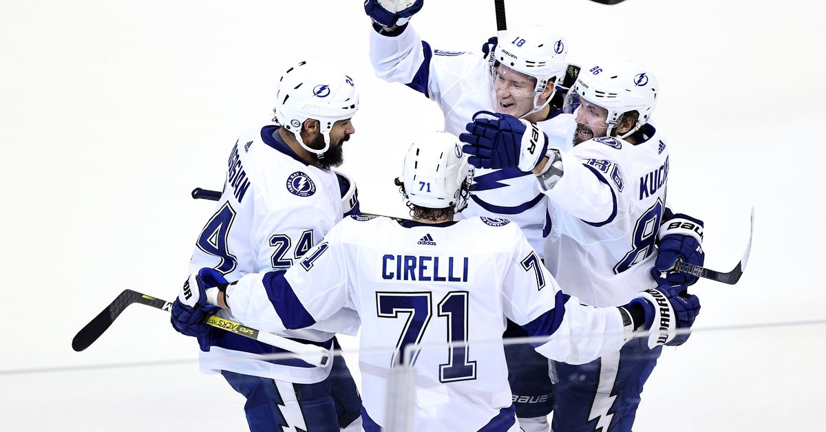 lightning_fanly's tweet photo. Morning After Thoughts: Were Bruins the best? Lightning’s depth says no #TBLightning  https://t.co/2aCuyaUD0h https://t.co/QHDKuRl3Dp