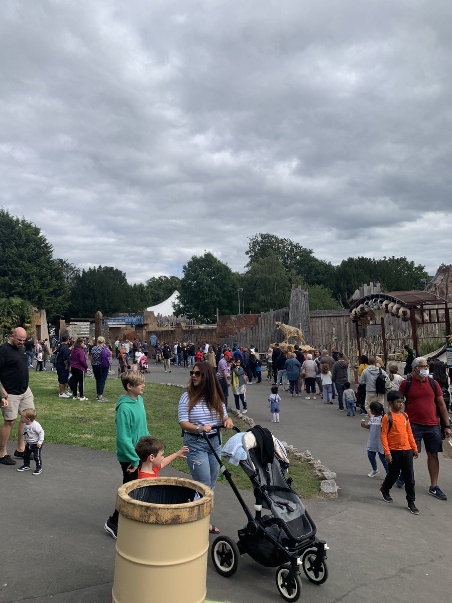 Just visited <a href="/WestMidSafari/">West Midlands Safari Park</a> and disappointed with the lack of #COVIDー19 safety measures put in place! Just left as our party did not feel comfortable in the park, this is why the rates are increasing #sortitout