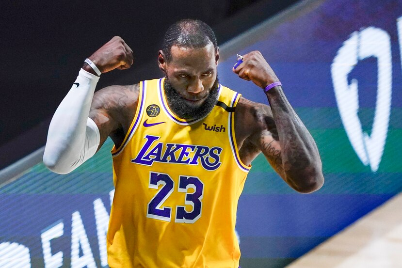 W_Y_W_T's tweet photo. LeBron James promedia en lo que llevamos de POs, su decimocuarta aparición en POs, 27.4 PPG, 10.2 RPG y 10.2 APG, con un 60 % en FG y 46 % en 3P. #TeamLeBron #NoTeRetiresNunca https://t.co/TjGWMf1ija