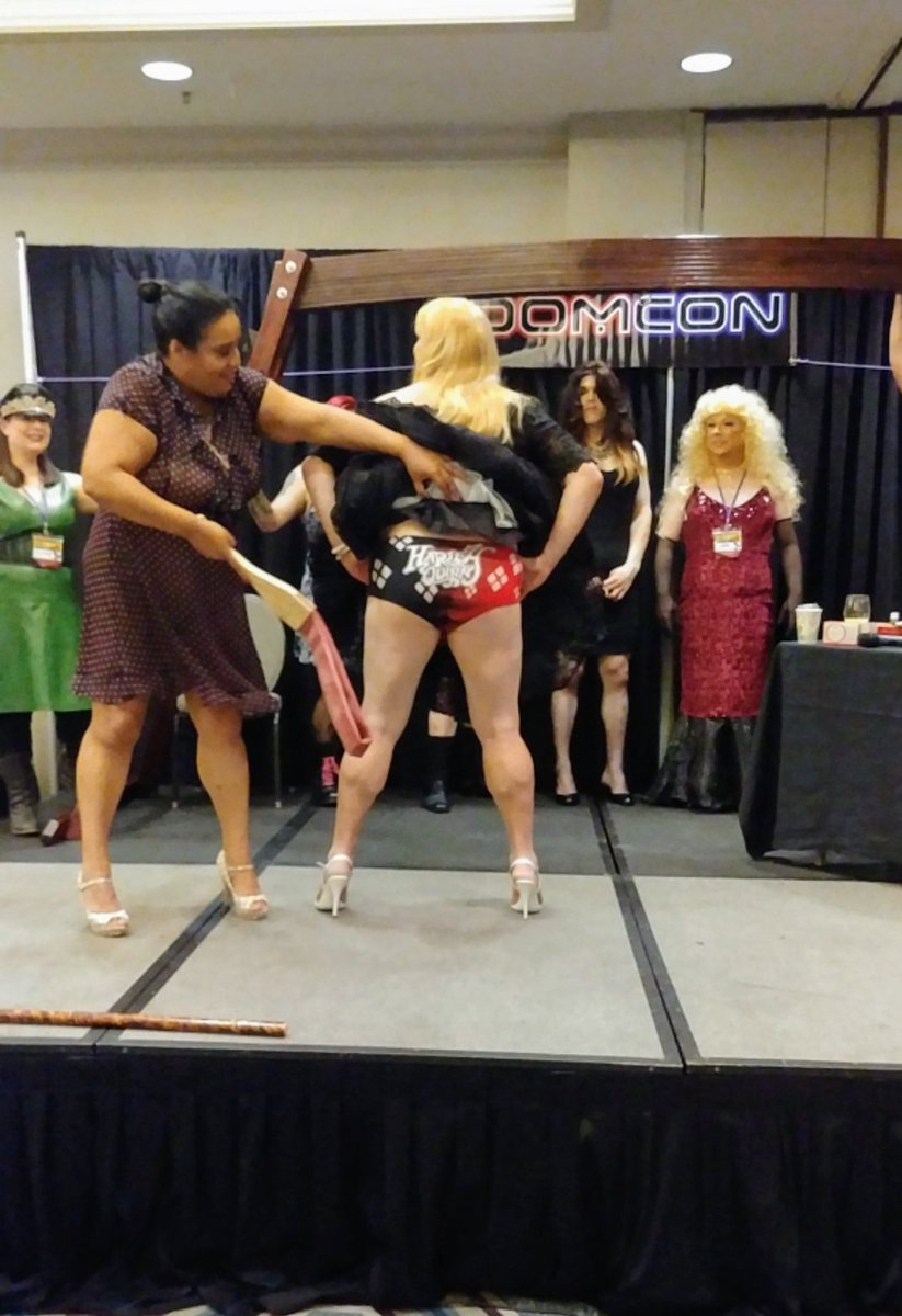 ej_noir's tweet photo. Good Morning! 
Final day of @OfficialDomCon #VirtualDomCon https://t.co/yWLpd5bDPS #CrossDresserPagent Hosted by @BondageLand and me spanked by @MsMadyson in front of THOUSANDS (OK like 150) of kinksters! #CanYouControlMe ? https://t.co/jfl1FSQ6Aw