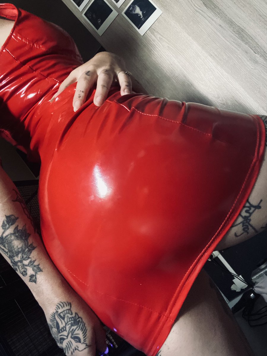 fuckinquinzel's tweet photo. OnlyFans             vs            Réalité https://t.co/WE7XmRvbQ3