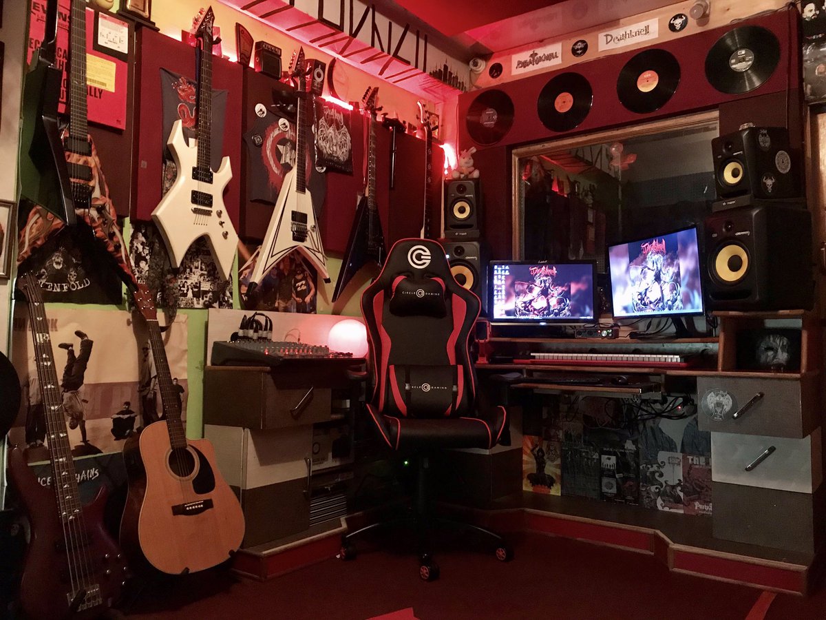 Deathknell666's tweet photo. #studio #deathknell #heavymetal #melodicdeathmetal #espguitars #shimla https://t.co/LWsdyFjtvY