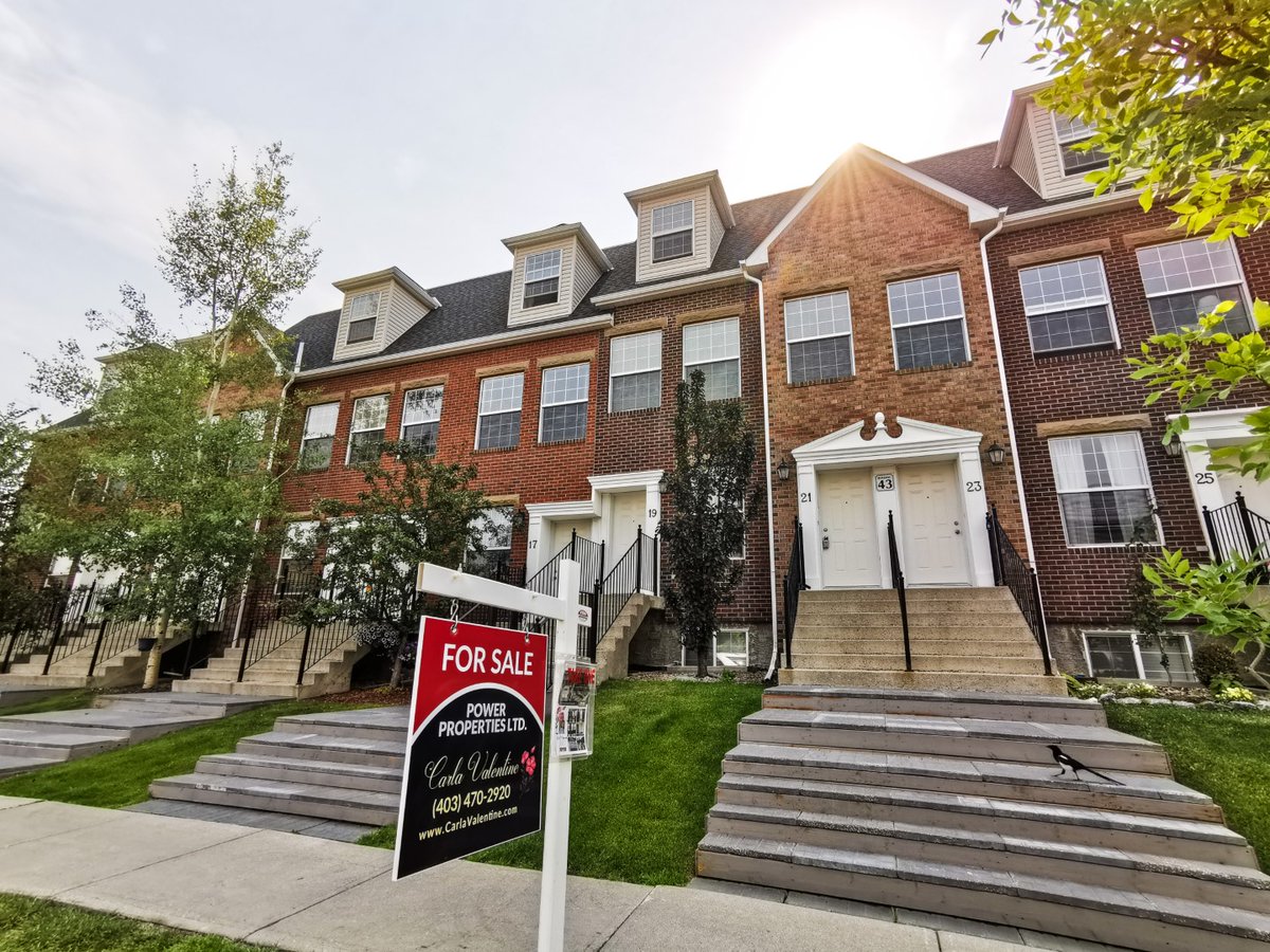 powerproperty's tweet photo. 21, 43 Springborough Blvd. SW | MLS A1009386 | $349, 900

Now is your chance to live in #SpringbankHill! Join our Realtor®, Carla Valentine, at her #openhouse TODAY from 12PM - 2PM! 

https://t.co/2ya0PUFsY2

#yyc #calgary #calgarysw #yycopenhouse #yycrealtor #yycrealestate https://t.co/GYTxRwkcJl