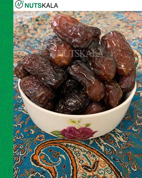kernelofoods's tweet photo. Piarom date is widely considered the most delicious of all semi-dry date varieties. Most Piarom dates are produced in the vicinity of Hajjiabad, Hormozgan in southern Iran.
#nutskala #nutskalastore #nutskalaonline #ناتسکالا #piarom #nutskalapiarom #piaromdates #hurma # https://t.co/crBqoYvKR6